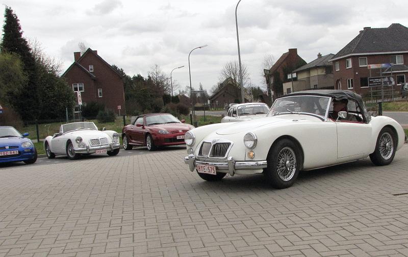 MG Openingsrit vertrek De ploeg in Diepenbeek (10).JPG